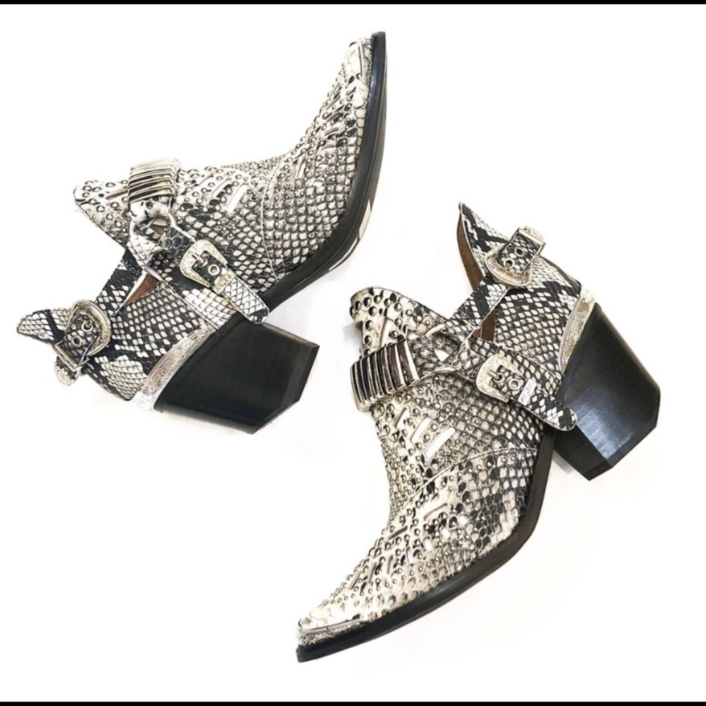 Jeffrey Campbell Calhoun snake bootie